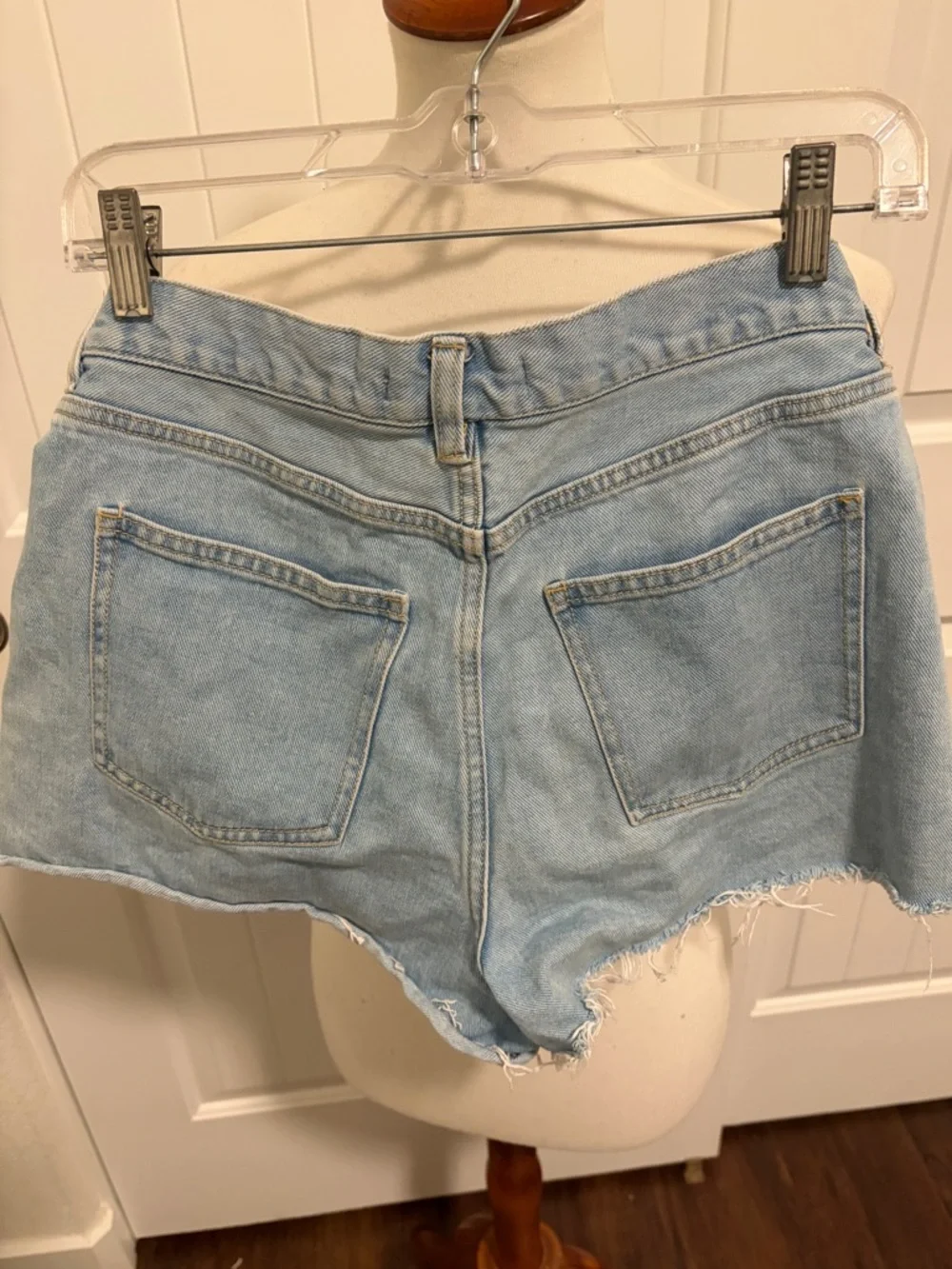 OAK + FORT Light Blue High-Rise Frayed Denim Shorts - Picture 2 of 5